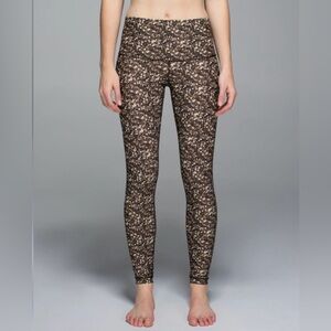 Lululemon Shine Tight (Roll Down) Shimmy Shimmer Multi, size 4
